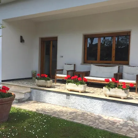 Rosselli Villa